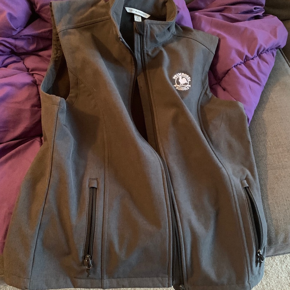 Primrose Adult Grey Vest